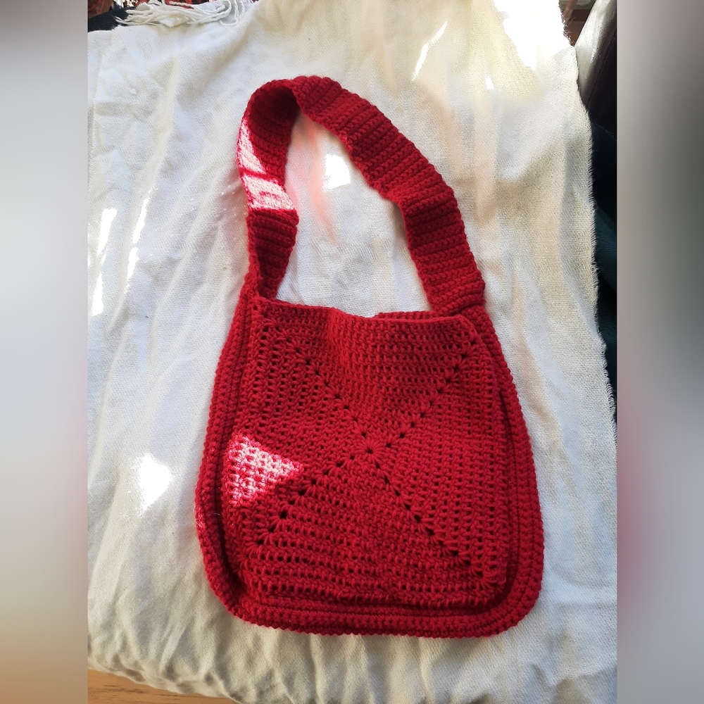 Crochet tote bag